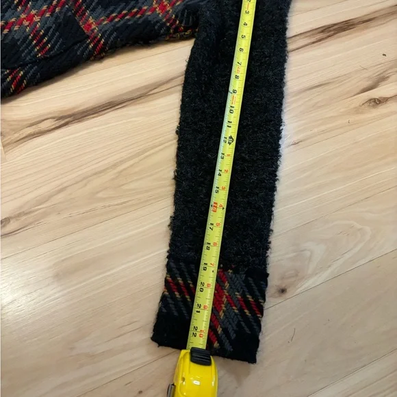 Coco+Carmen Women’s Grey Wool Blend Plaid V-Neck Cardigan Sweater Jacket Sz S/M - Picture 9 of 10